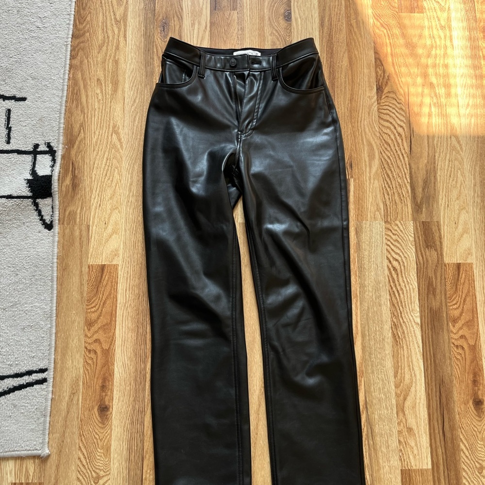 Abercrombie & Fitch 90s straight Faux Leather Pants (Curve Love)